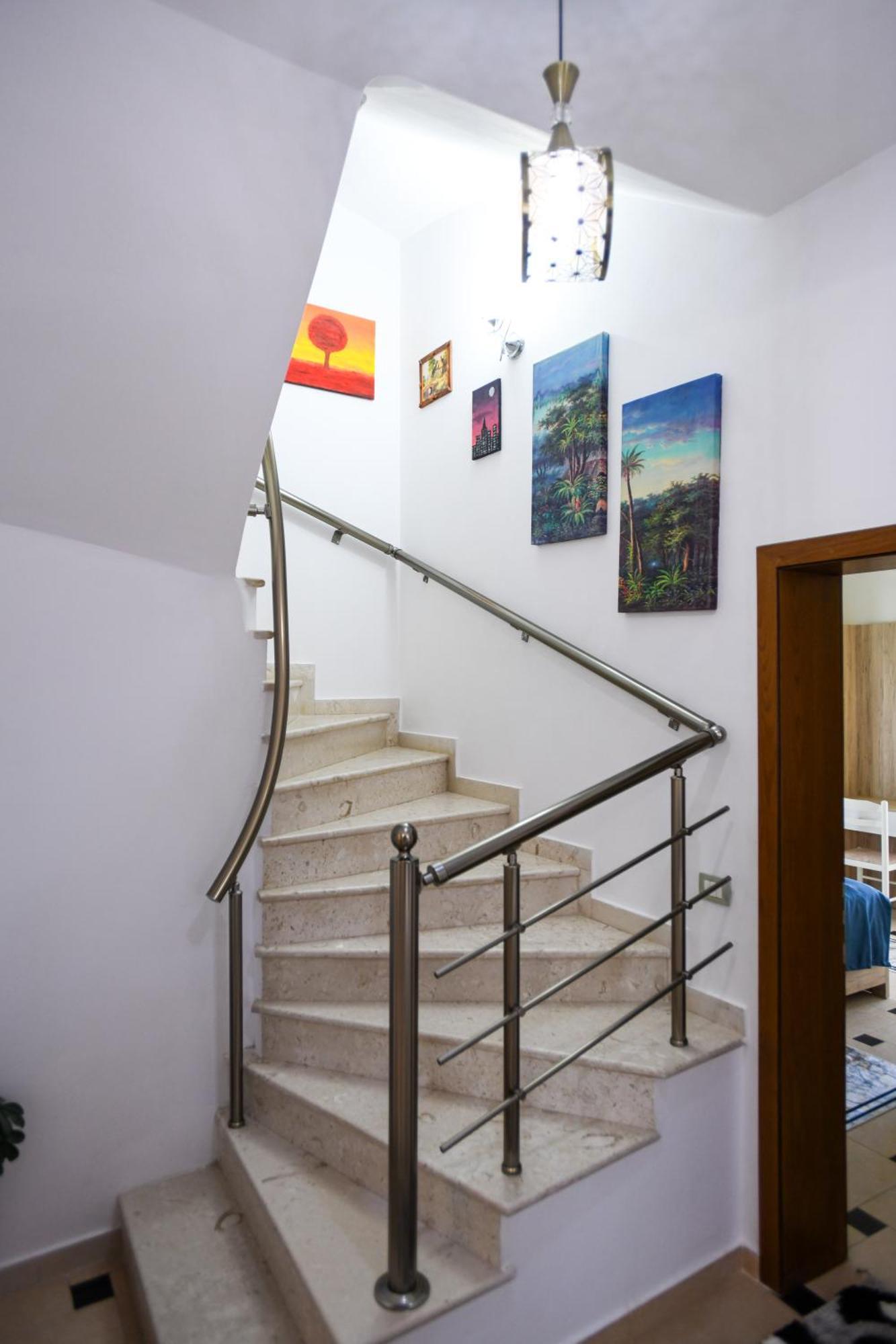 Villa Solitude Берат Екстериор снимка